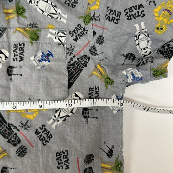 Star Wars button up shirt size 2t more like size 1 - Picture 3 of 5